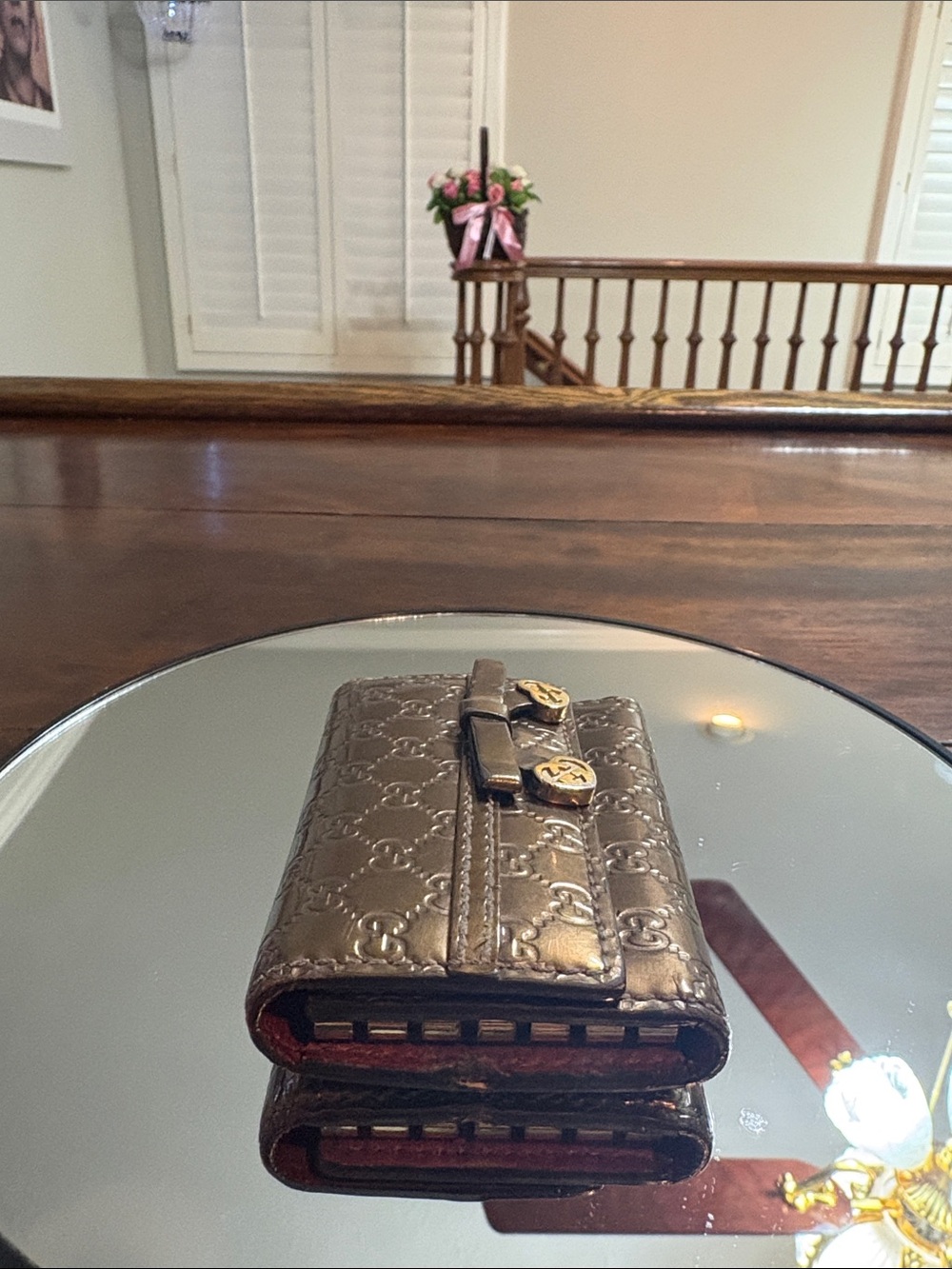 GUCCI Microguccissima Lovely Heart 6-Key Case - Picture 3 of 9